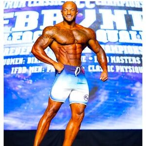 Chula Fitness MEN'S PHYSIQUE SHORTS. Size 30. Perfect condition.